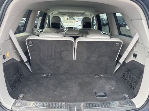 Used 2014 Mercedes-Benz GL 450 4MATIC image 11