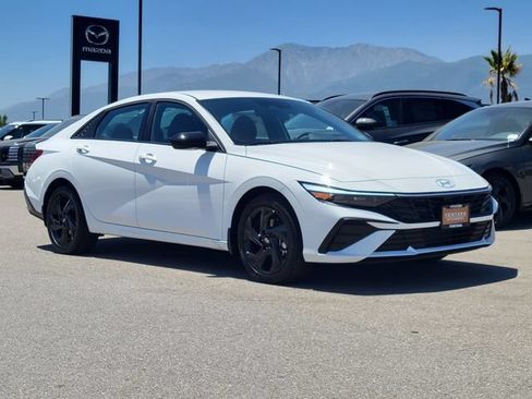 New 2026 Hyundai Elantra Sport FWD image 31