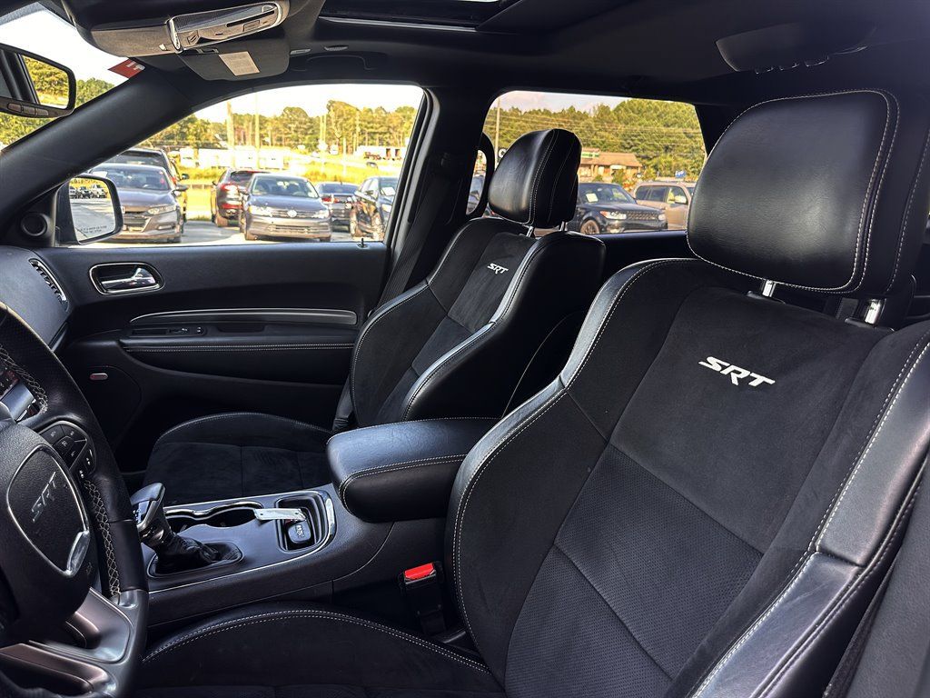 Used 2018 Dodge Durango SRT w/ Technology Group AWD/4WD image 32