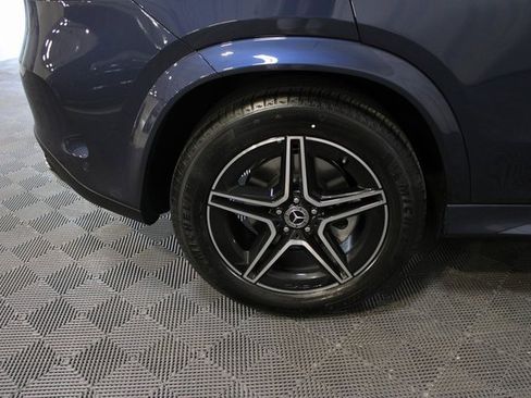 New 2026 Mercedes-Benz GLE 450 4MATIC image 11
