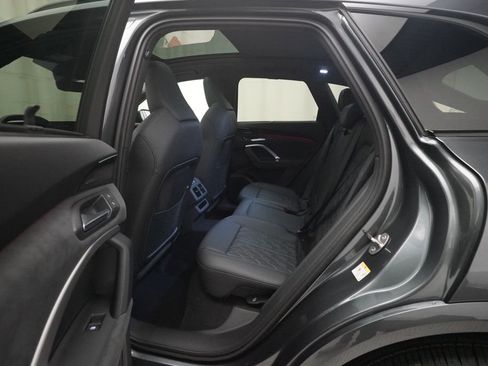 New 2025 Audi SQ5 Premium Plus image 16