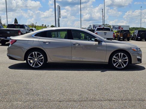 Used 2024 Chevrolet Malibu LT FWD image 7