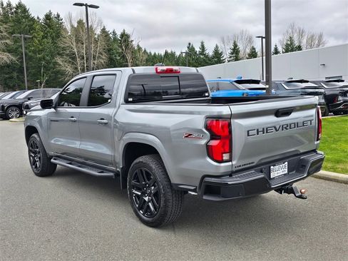 Used 2025 Chevrolet Colorado Z71 w/ Technology Package image 3