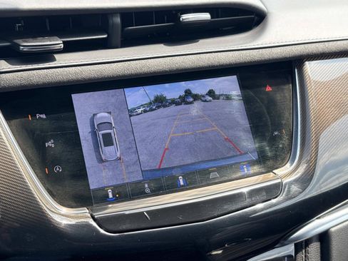 Used 2023 Cadillac XT6 Premium Luxury w/ Platinum Package FWD image 31