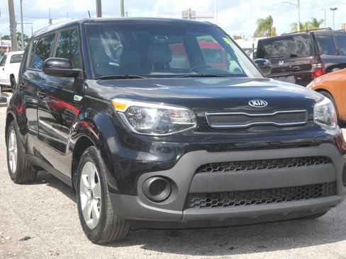 Used 2017 Kia Soul image 5