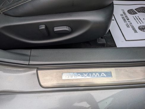Used 2016 Nissan Maxima Platinum FWD image 41