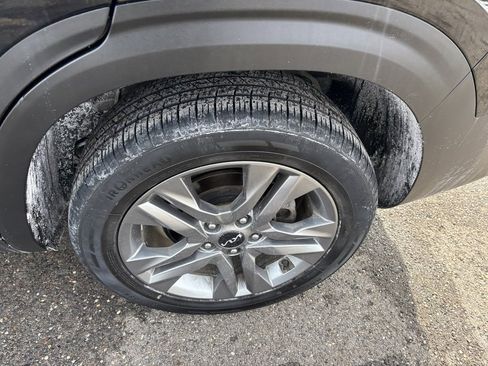 Used 2022 Kia Seltos LX image 10