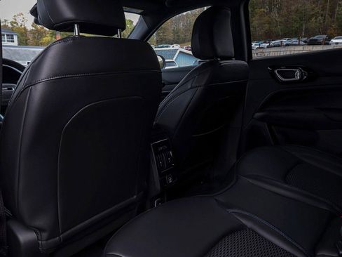 New 2026 Jeep Compass Latitude image 28