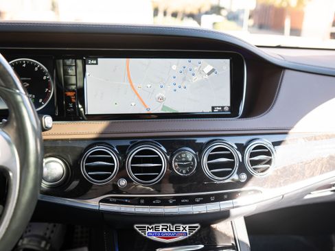 Used 2017 Mercedes-Benz S 550 4MATIC Sedan image 32