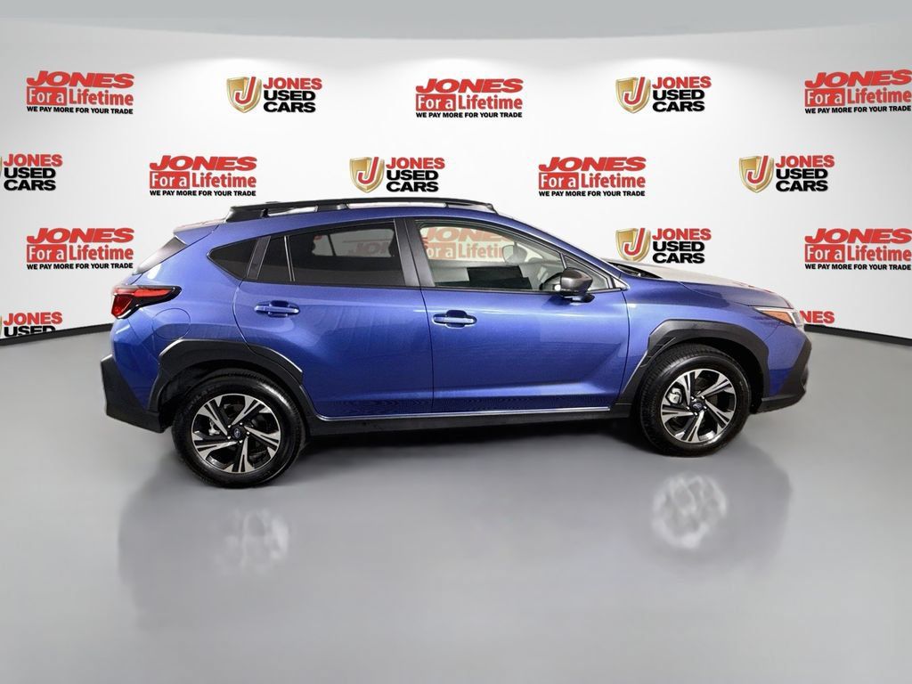 Used 2025 Subaru Crosstrek 2.5i Premium AWD/4WD image 18