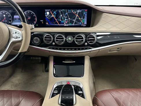 Used 2018 Mercedes-Benz S 560 S 560 4MATIC Sedan w/ AMG Line Exterior image 58