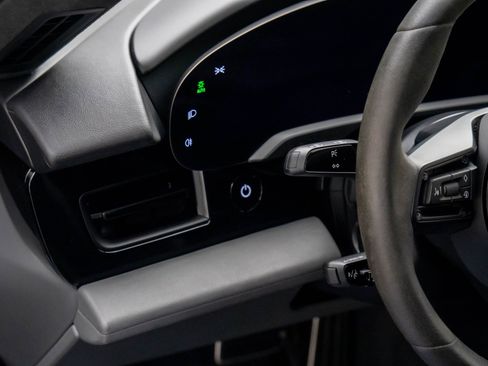 Used 2021 Porsche Taycan Turbo S image 20