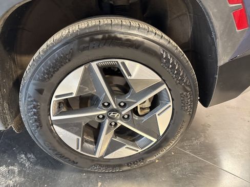 Used 2025 Hyundai Tucson SEL image 11