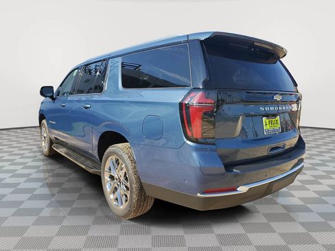 New 2026 Chevrolet Suburban LS image 4