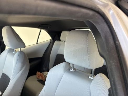 Used 2019 Toyota Corolla SE image 17