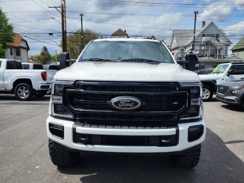 Used 2022 Ford F250 Lariat w/ Black Appearance Package AWD/4WD image 18