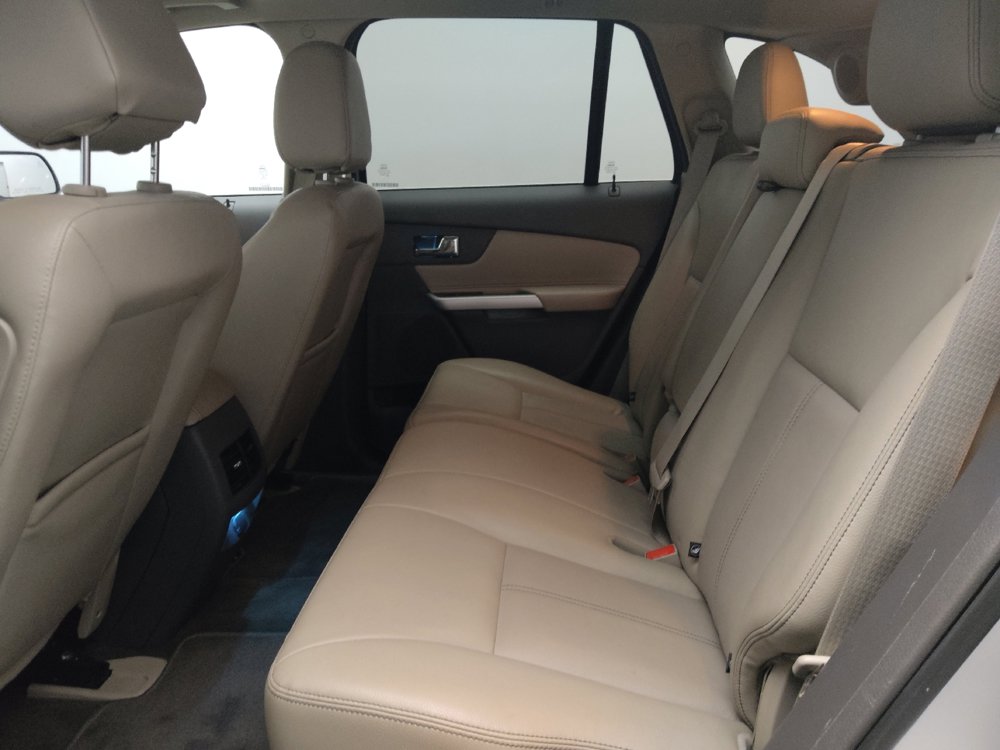 Used 2014 Ford Edge Limited w/ Equipment Group 302A AWD/4WD image 18