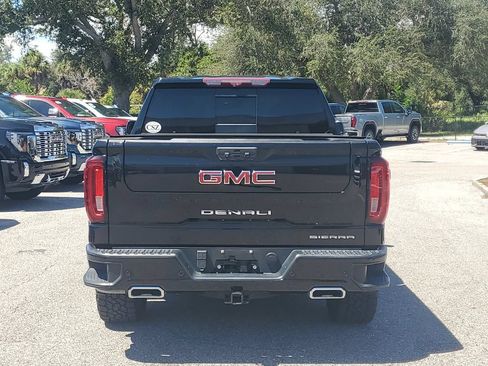 Certified 2023 GMC Sierra 1500 Denali w/ Denali Reserve Package AWD/4WD image 5