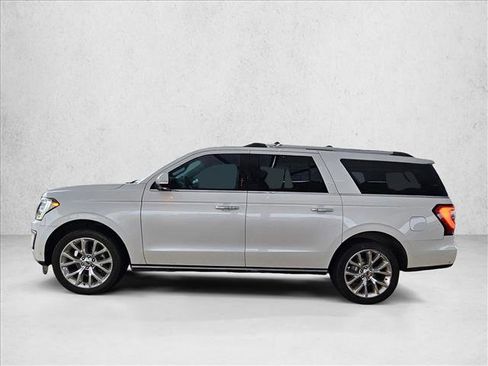 Used 2018 Ford Expedition Max Limited w/ Equipment Group 302A AWD/4WD image 9