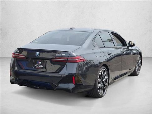 New 2027 BMW i5 eDrive40 w/ M Sport Package RWD image 2