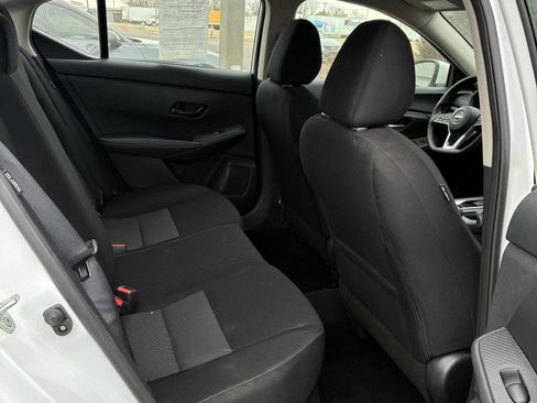 Used 2025 Nissan Sentra SV image 16