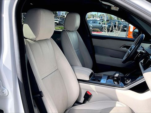 Used 2022 Land Rover Range Rover Velar R-Dynamic S image 7