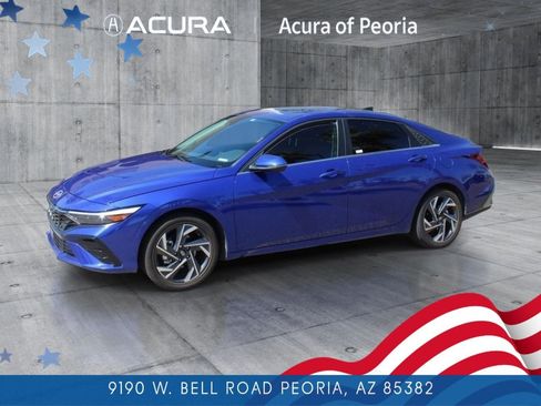 Used 2025 Hyundai Elantra Limited FWD image 1