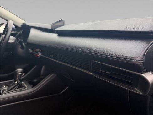 Used 2023 MAZDA MAZDA3 s image 20