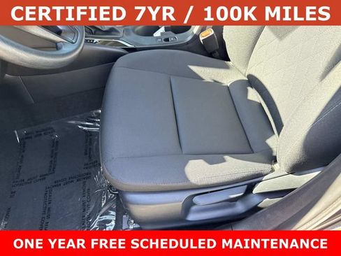Used 2025 Toyota Corolla LE FWD image 15
