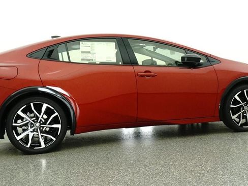 New 2026 Toyota Prius Plug-In Hybrid FWD image 26