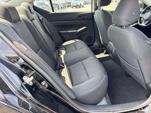 Used 2024 Nissan Altima 2.5 SV FWD image 12