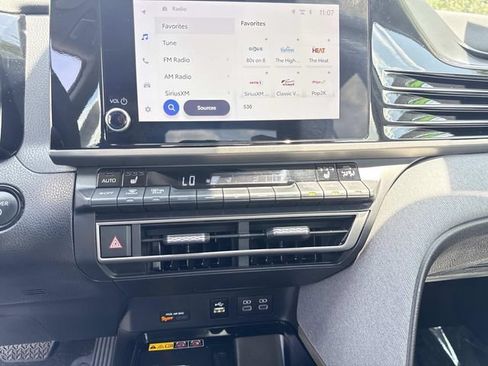 Used 2025 Toyota Camry LE w/ Convenience Package FWD image 25