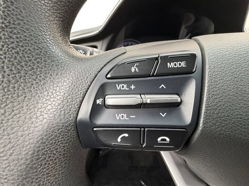 Used 2020 Hyundai Elantra SEL FWD image 22