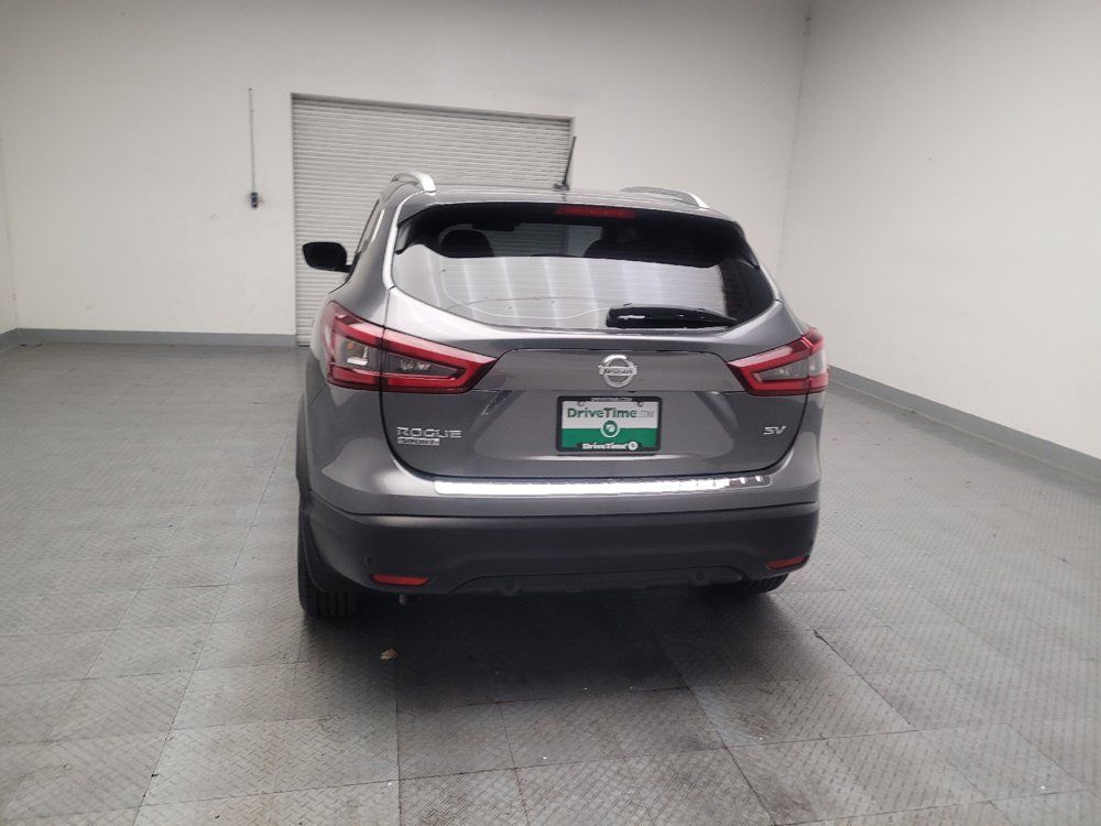 Used 2022 Nissan Rogue Sport SV FWD image 6