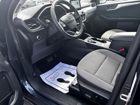 Used 2022 Ford Escape SE w/ Convenience Package AWD/4WD image 12