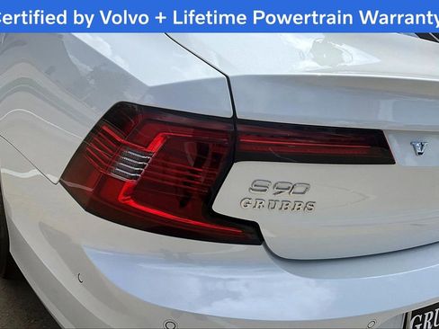 Used 2023 Volvo S90 T8 Ultimate w/ Lounge Package image 39