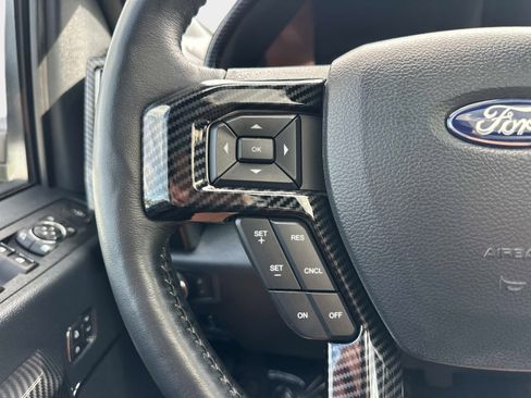 Used 2022 Ford F350 Lariat w/ Lariat Ultimate Package AWD/4WD image 31