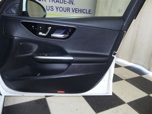 Used 2024 Mercedes-Benz C 300 C 300 image 25