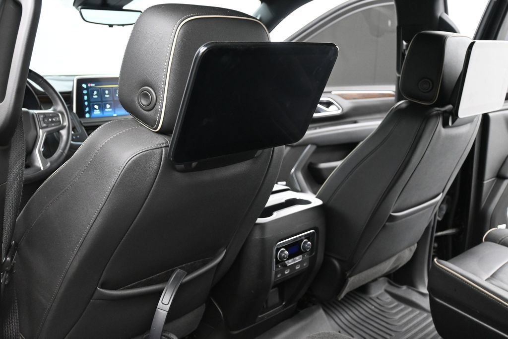 Used 2023 Chevrolet Tahoe Premier w/ Advanced Technology Package AWD/4WD image 11