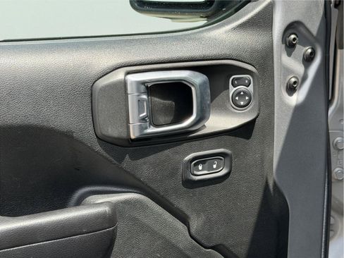 Used 2020 Jeep Wrangler Unlimited Sport S AWD/4WD image 12