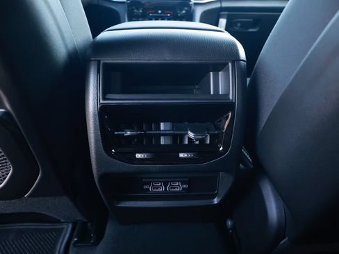 New 2026 Jeep Grand Cherokee Laredo RWD image 28