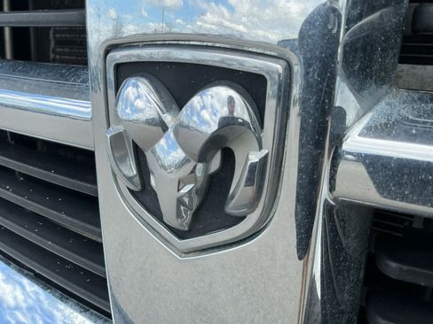 Used 2006 Dodge Ram 2500 Truck SLT image 16