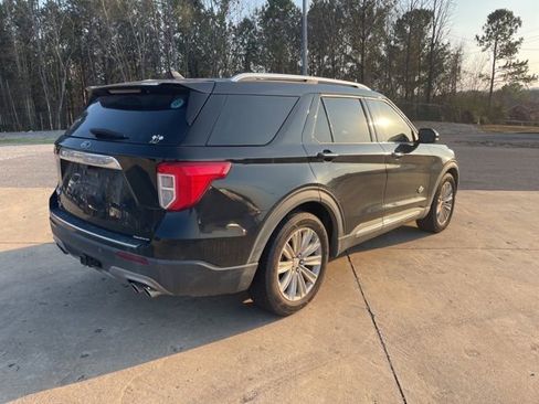 Certified 2021 Ford Explorer King Ranch w/ Premium Technology Package image 7