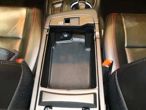 Used 2024 Dodge Durango GT image 30