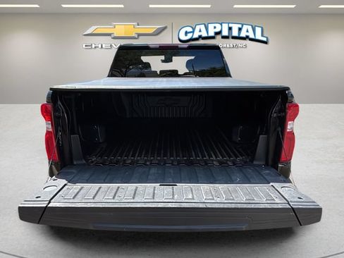 Used 2022 Chevrolet Silverado 1500 Custom w/ Safety Confidence Package AWD/4WD image 30