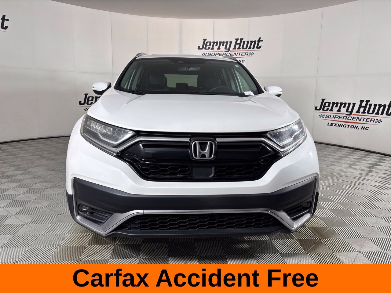 Used 2020 Honda CR-V Touring image 3