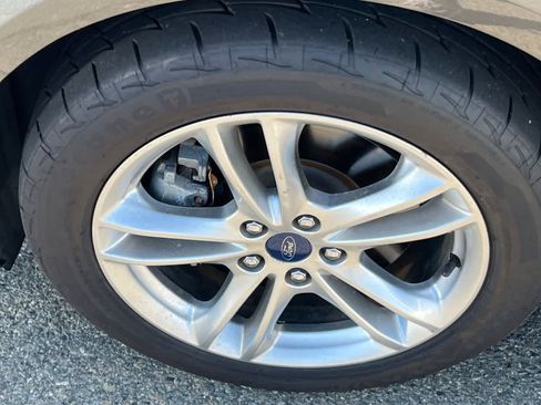 Used 2016 Ford Fusion Energi Titanium w/ Driver Assist Package FWD image 10