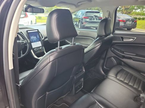Used 2023 Ford Edge SEL AWD/4WD image 13