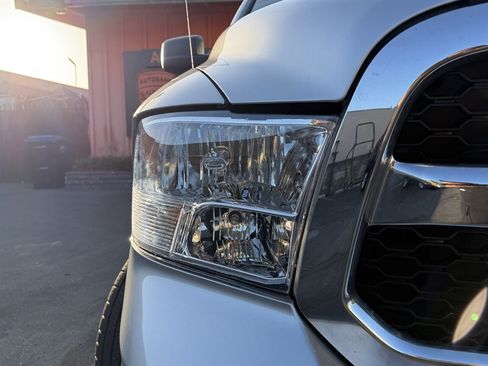Used 2016 RAM 1500 Big Horn AWD/4WD image 3