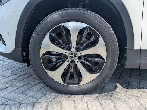 New 2026 Mercedes-Benz GLA 250 4MATIC image 3